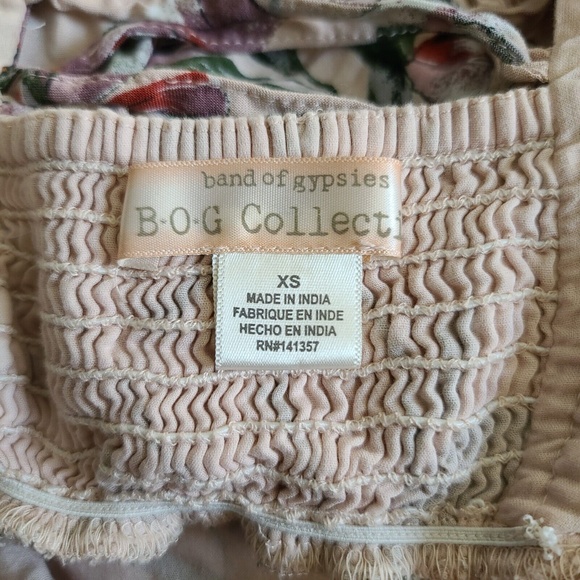 B.O.G Collective Band of Gypsies Floral Tiered Dress Sz XS Smocked Lace Up Back - Picture 2 of 9